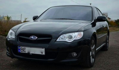 subaru_legacy__168060025fx~2.jpg